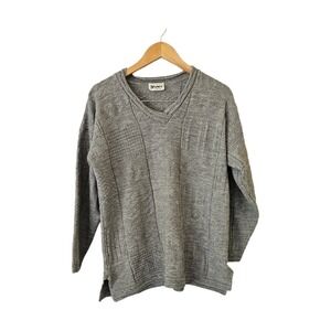 Vintage 80s V-Neck Sweater Textured Hearts Spunky Pullover USA‎ Medium Gray